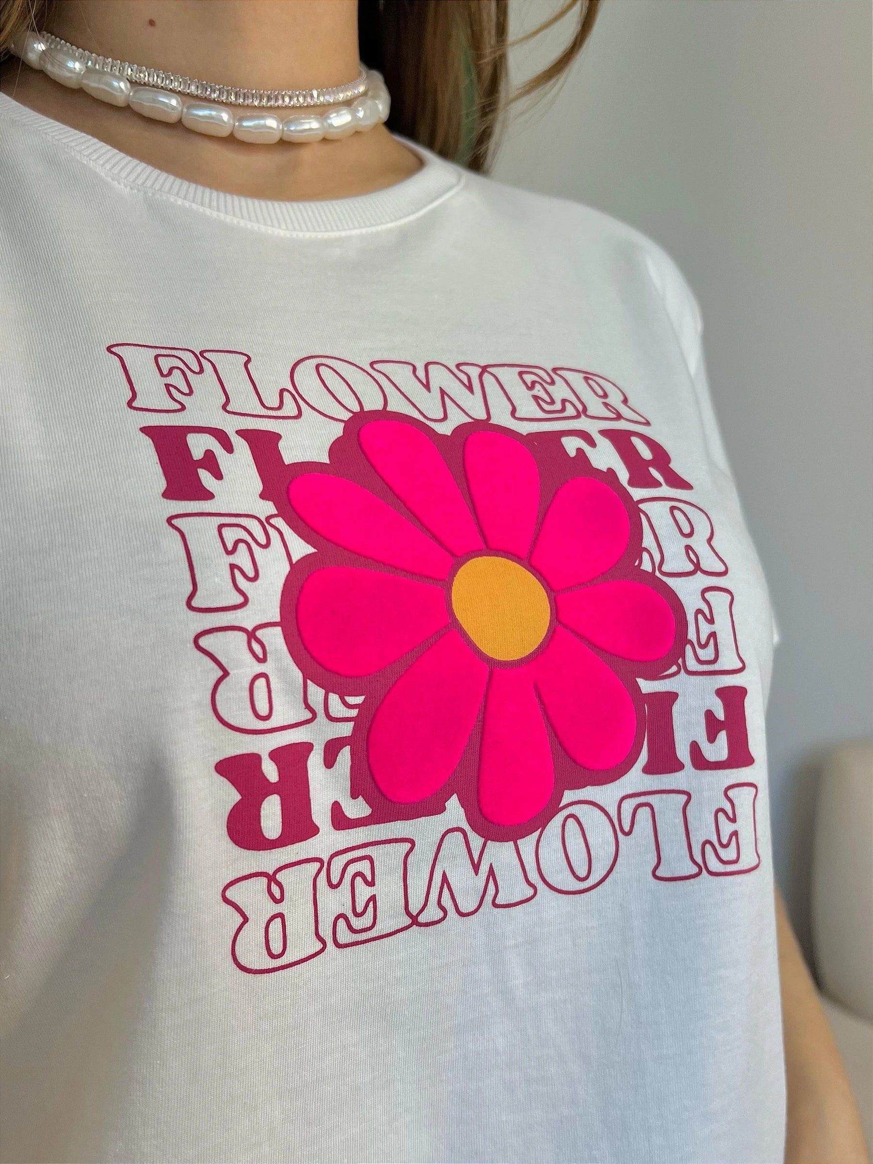 T-SHIRT FLOWER VELUDO - OFF WHITE
