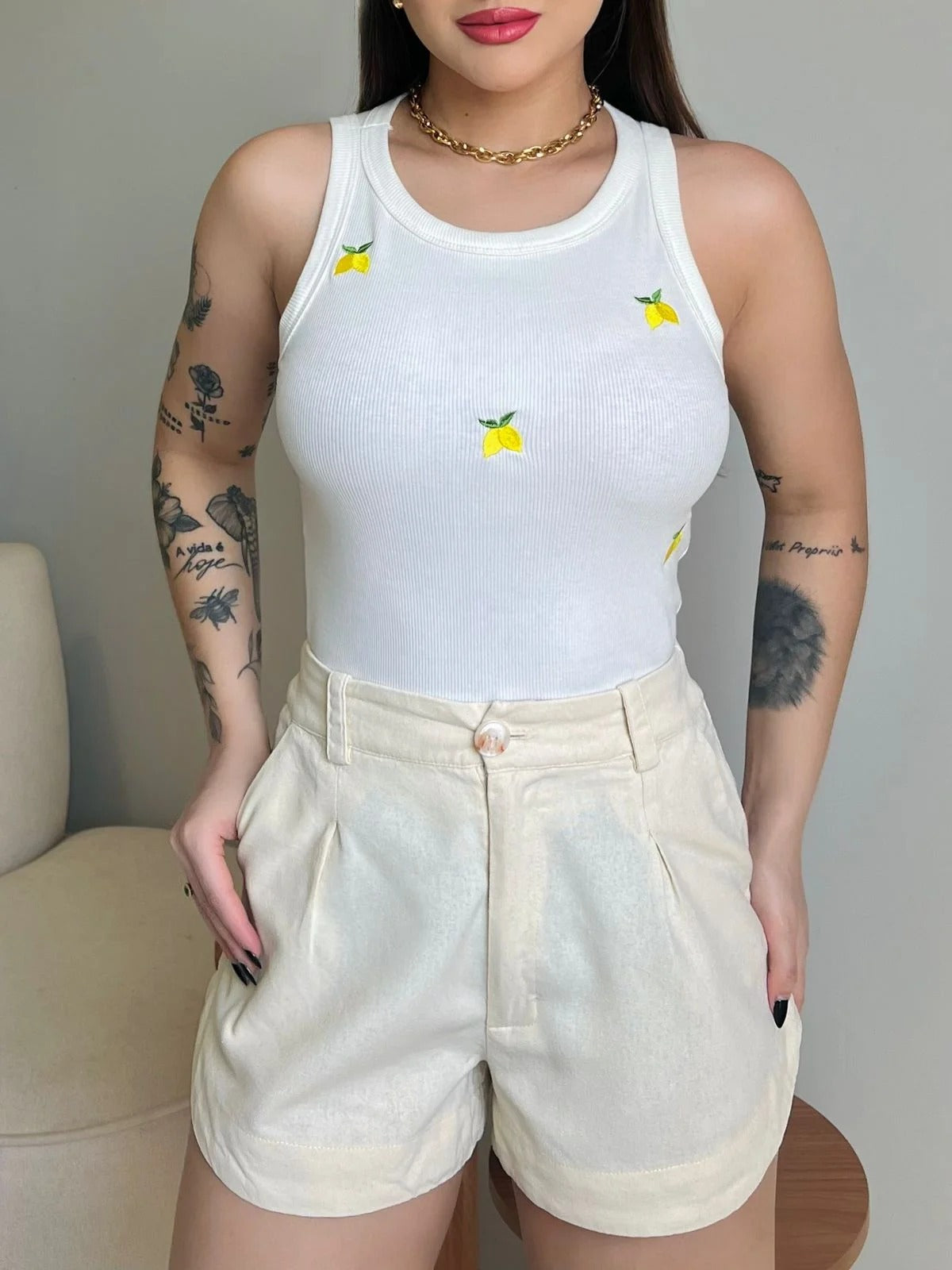 REGATA (BORDADA) LIMÕES - OFF WHITE