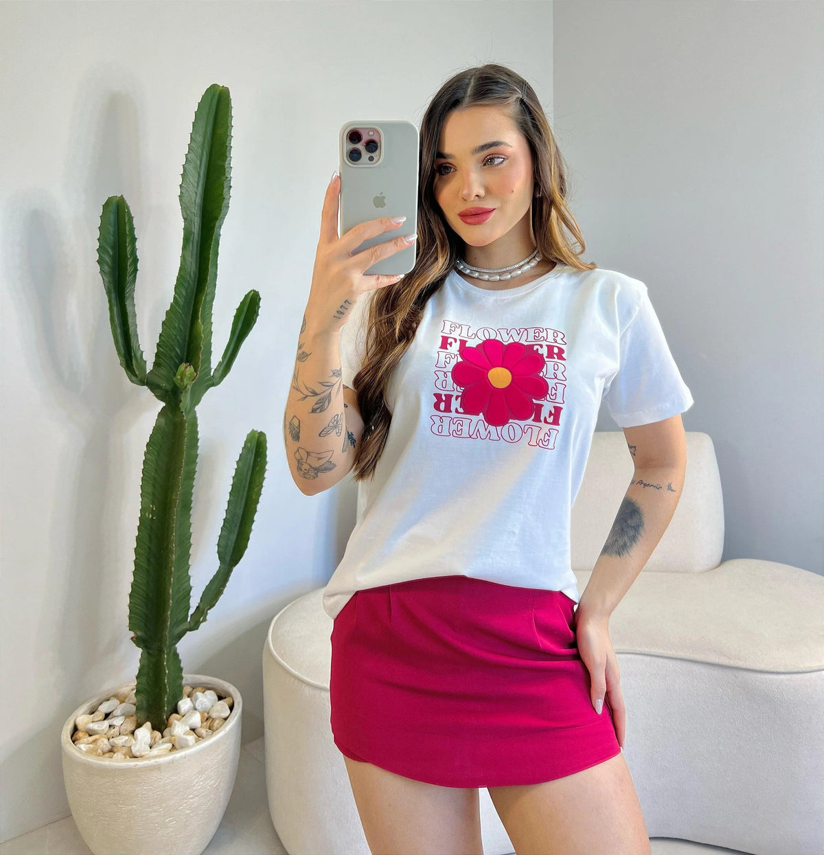 T-SHIRT FLOWER VELUDO - OFF WHITE