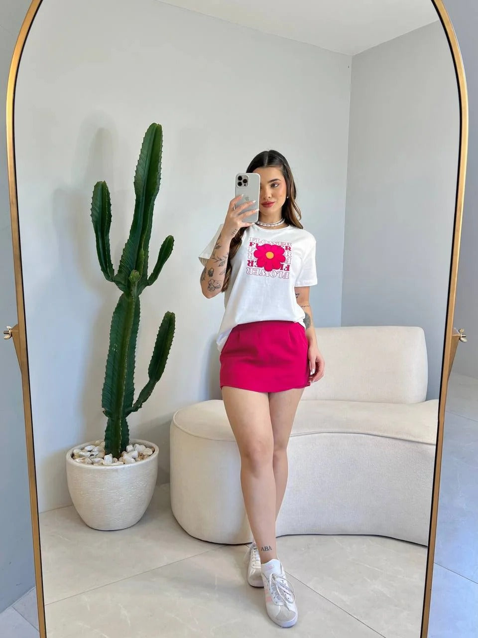 T-SHIRT FLOWER VELUDO - OFF WHITE